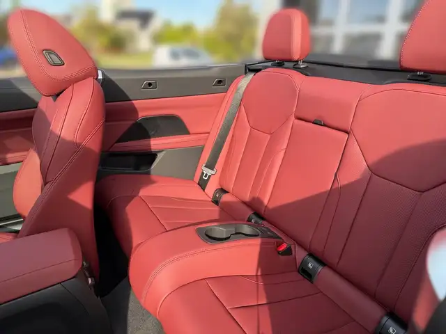 BMW 4 Series view 11