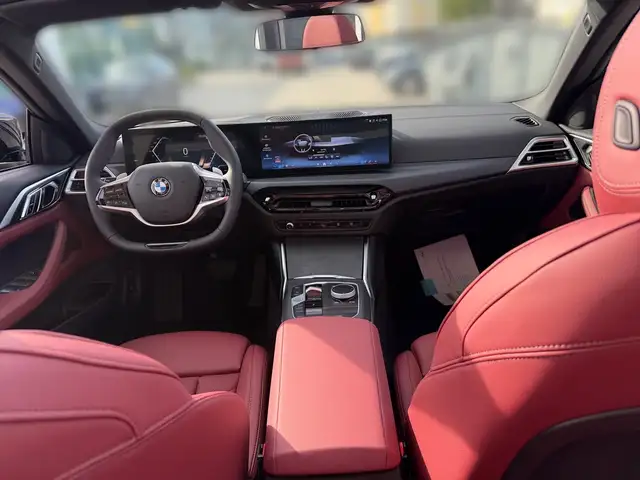 BMW 4 Series view 10