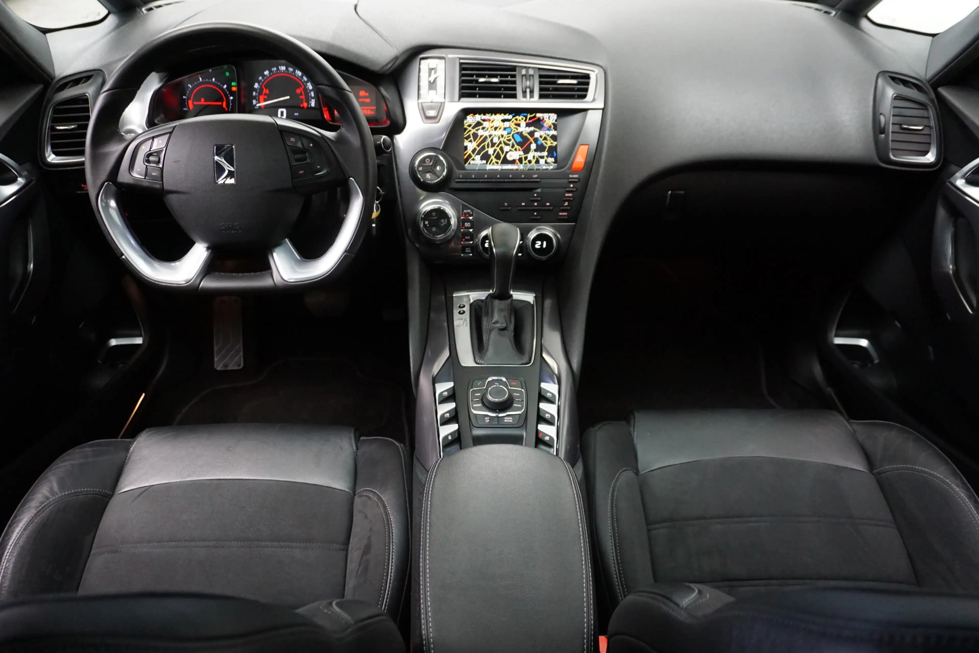 Citroen DS5 1.6 THP Business Executive AUTOMAAT! NL AUTO! NAP! — photo 44