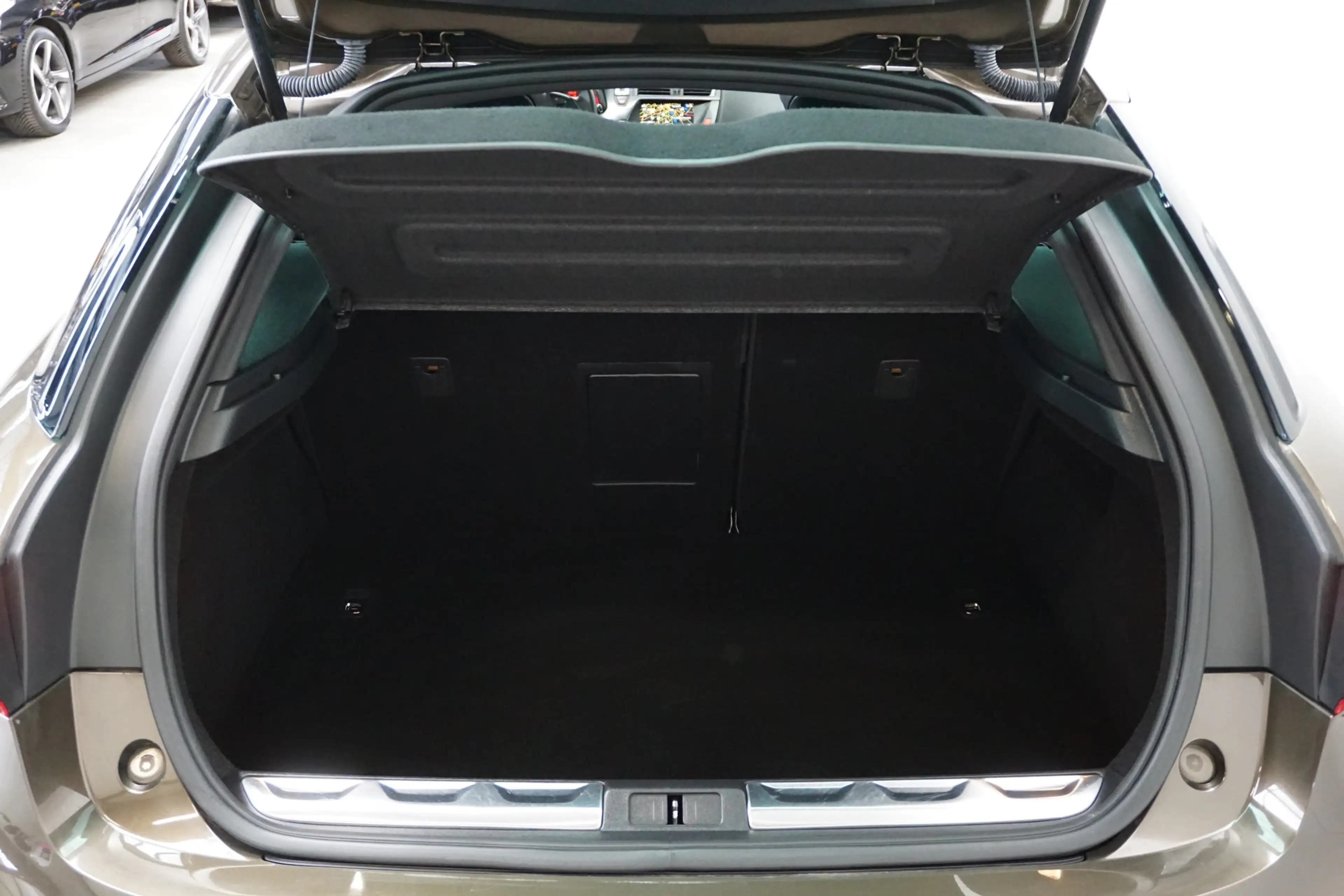 Citroen DS5 1.6 THP Business Executive AUTOMAAT! NL AUTO! NAP! — photo 19