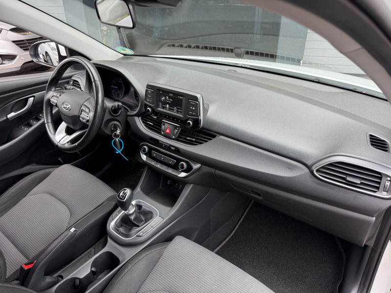 Hyundai i30 1.0 T-GDI*KLIMA*TEMPOMAT*MFL*** — photo 12