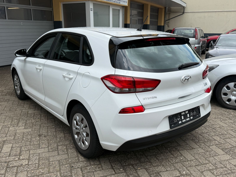 Hyundai i30 1.0 T-GDI*KLIMA*TEMPOMAT*MFL*** — photo 3