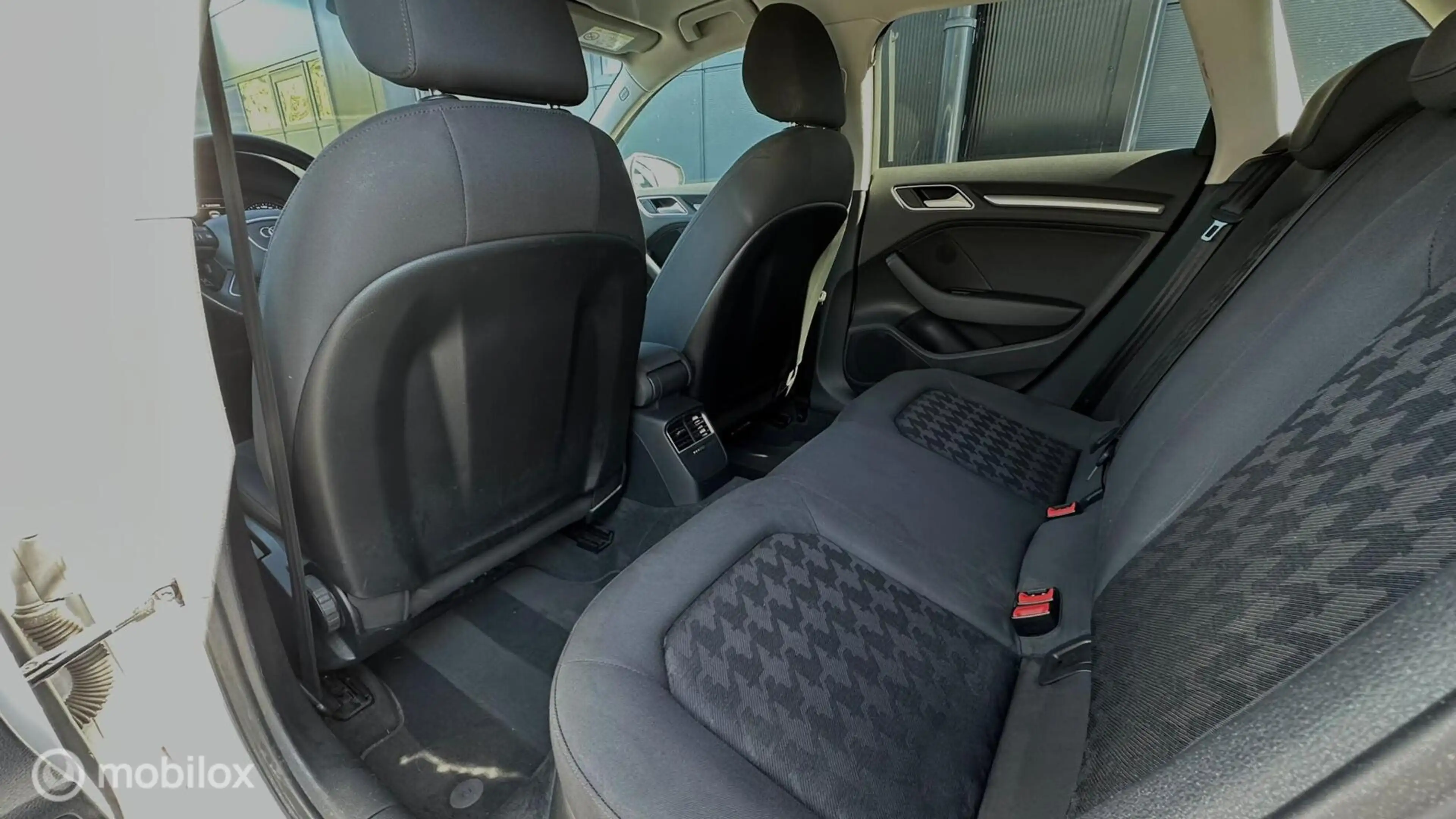 Audi A3 Sportback 1.2 TFSI Attraction Pro Line plus Incl B — photo 11