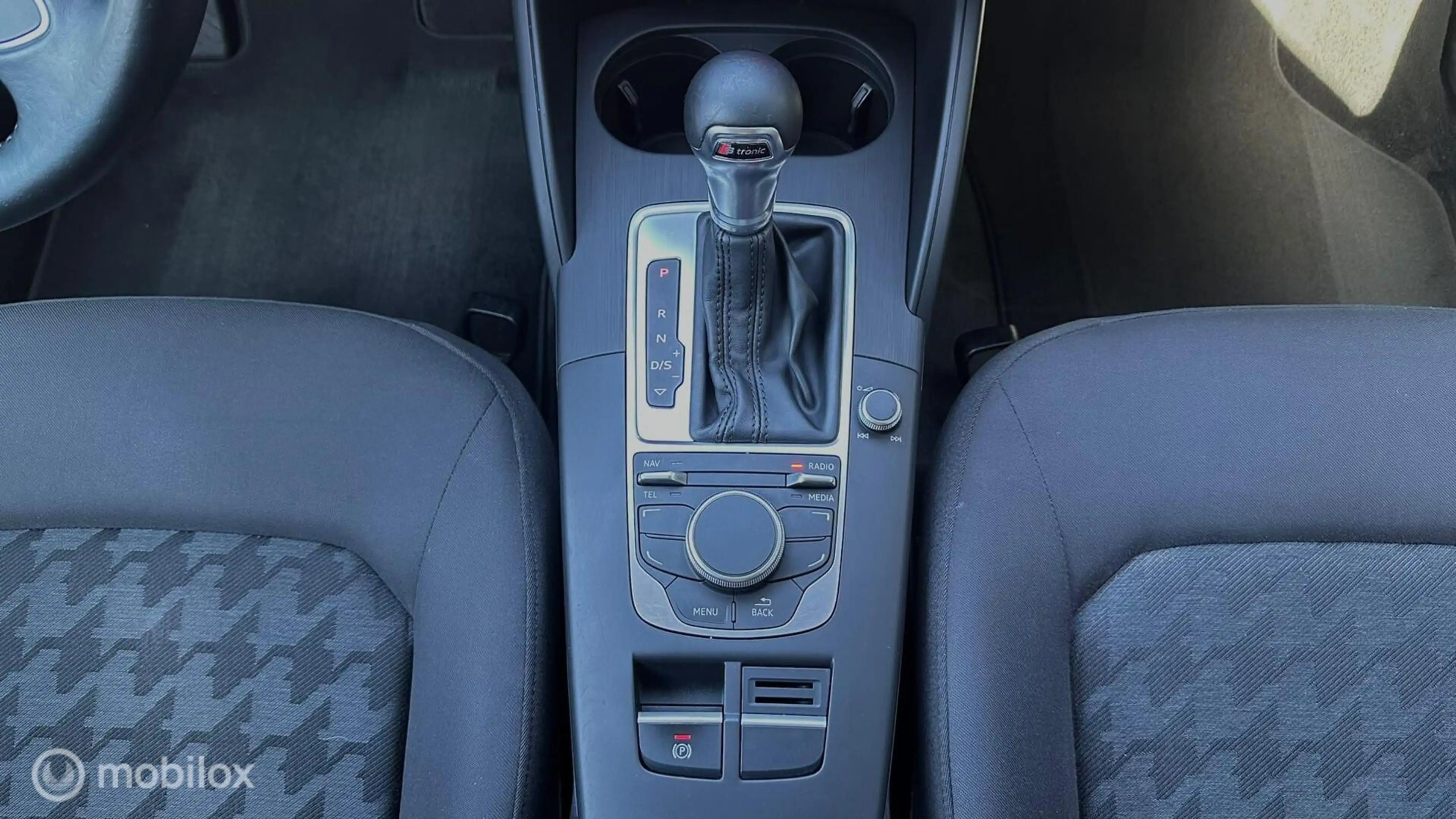 Audi A3 Sportback 1.2 TFSI Attraction Pro Line plus Incl B — photo 9