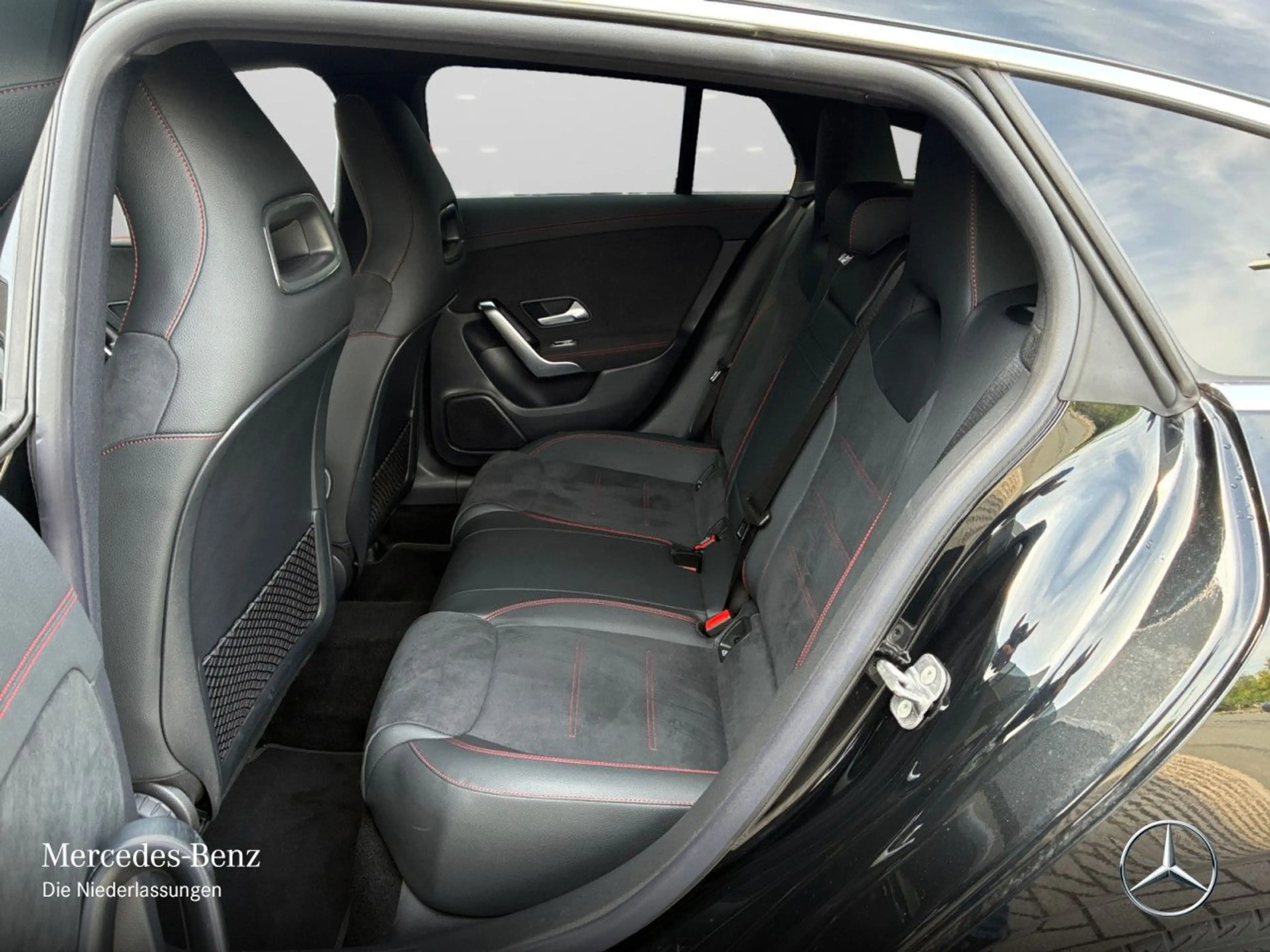 Mercedes-Benz CLA 220 d AMG+PANO+LED+KAMERA+TOTW+KEYLESS+8G — photo 12