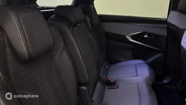 Peugeot 5008 view 13