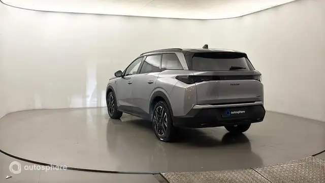 Peugeot 5008 view 8