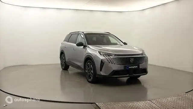Peugeot 5008 view 3