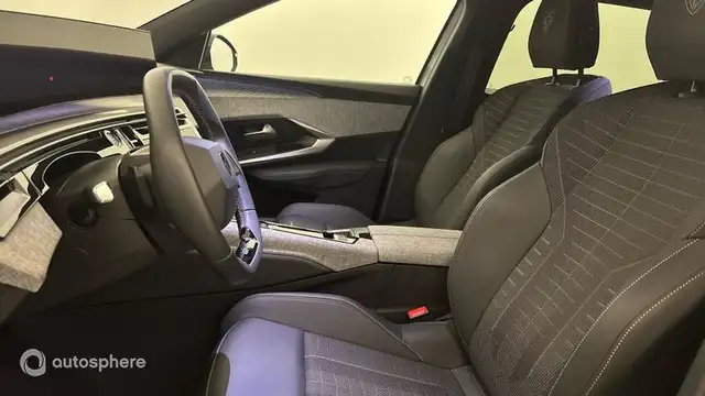 Peugeot 5008 view 12