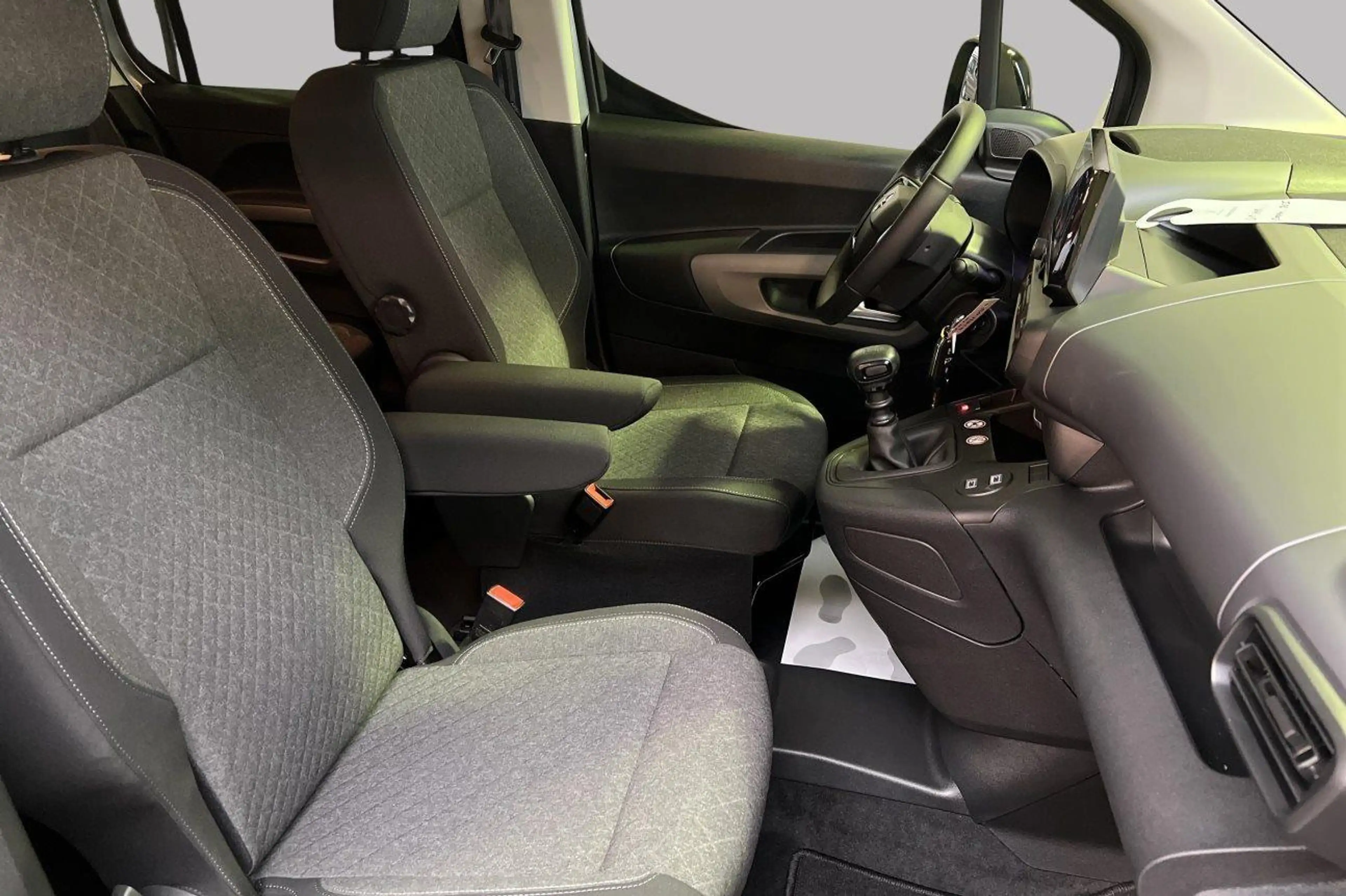 Opel Combo Life GS - L1 — photo 8