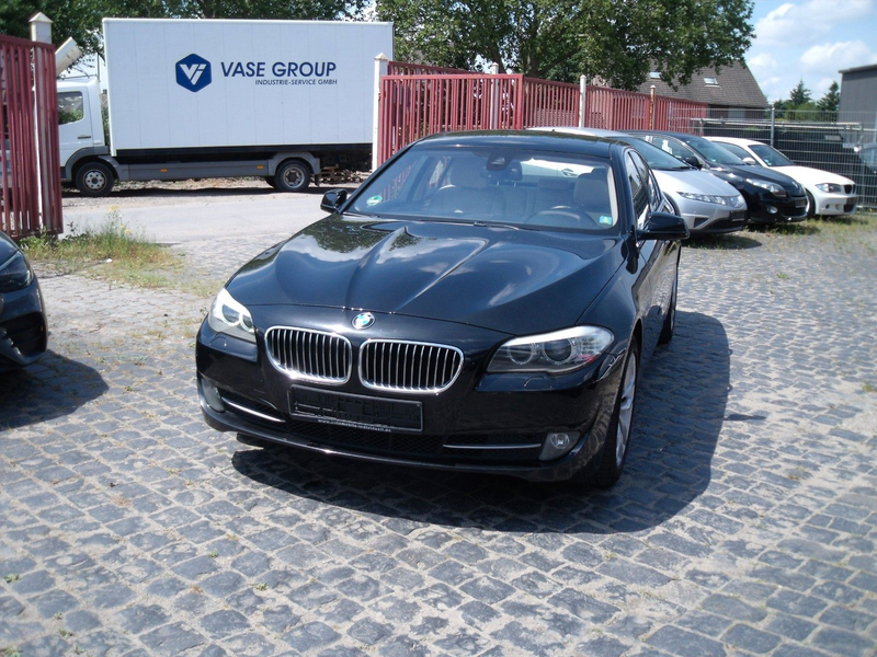 BMW 520 d — photo 2
