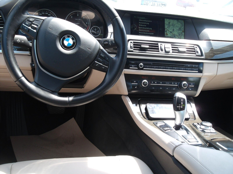 BMW 520 d — photo 10
