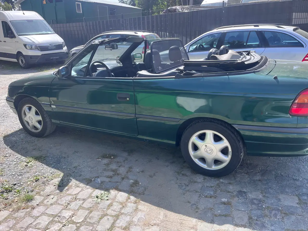 Opel Astra Cabrio 1.6i Bertone Edition, foto 8