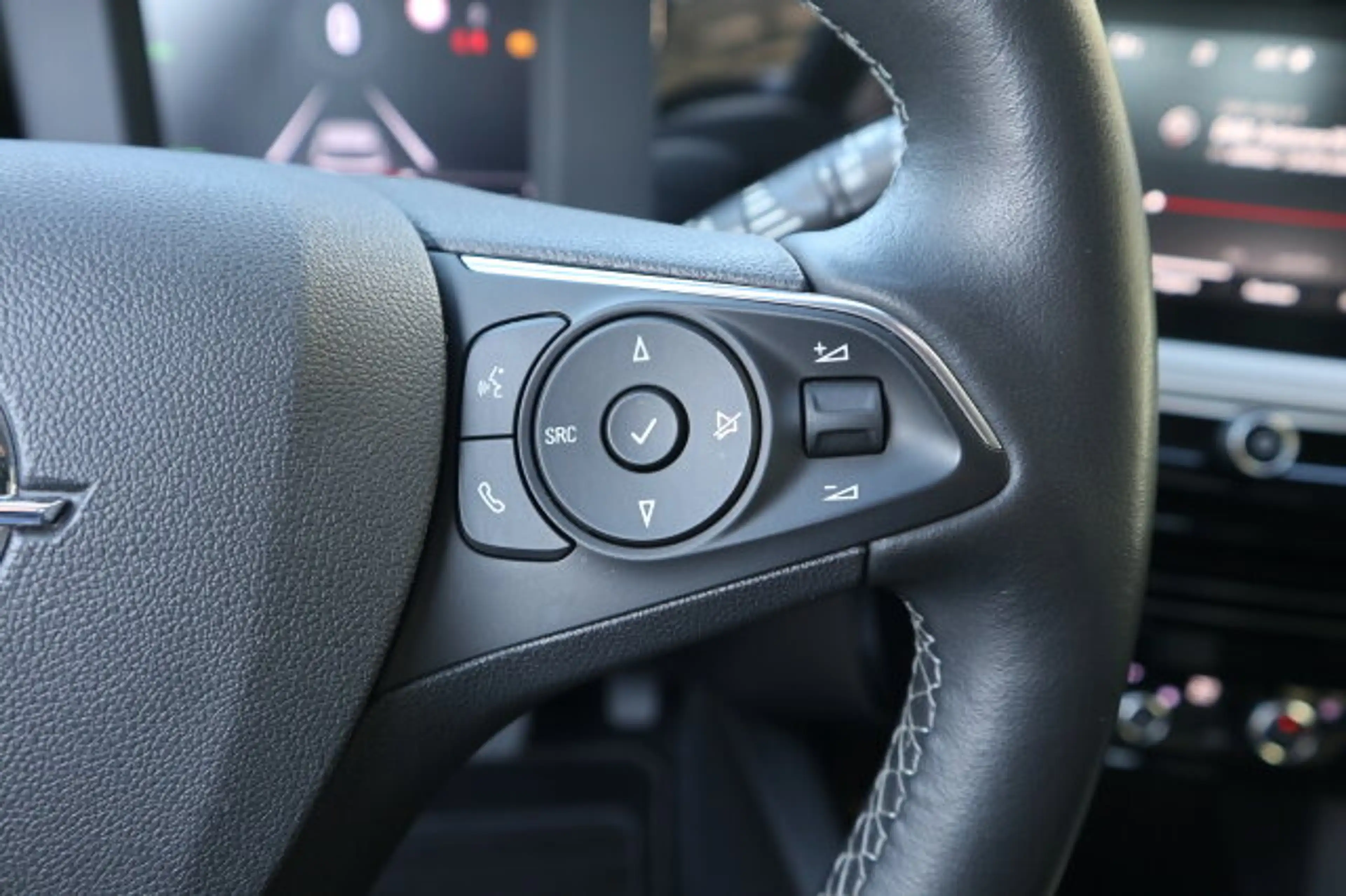 Opel Mokka e Elegance Navi/Klima/LED/Sitzhzg./Tempomat L-R Sensor/NSW/DAB-Tuner (Radioempfang digital) — photo 13
