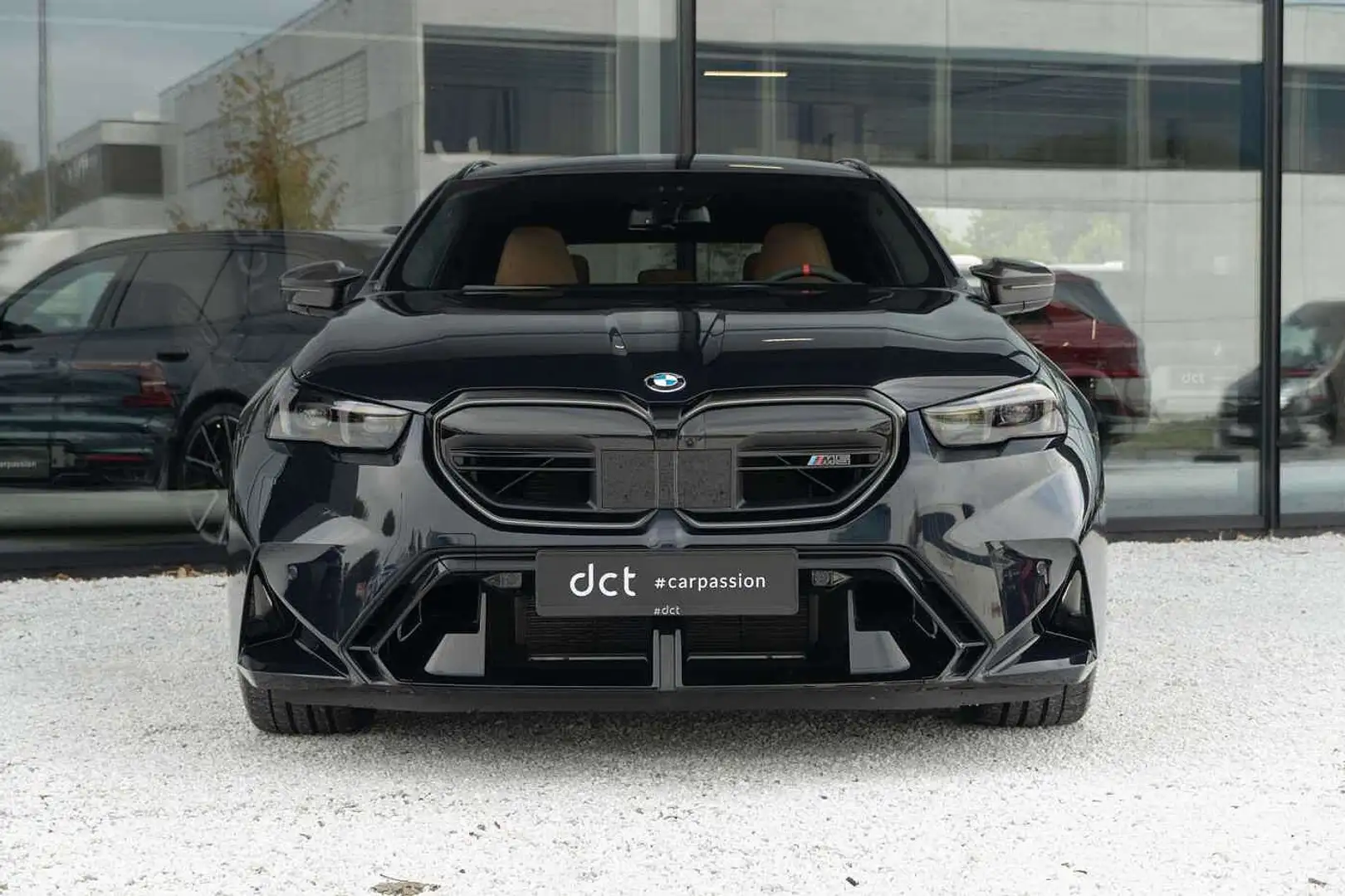 BMW M5 TOURING 4.4 V8 Hybrid Ceramic B\u0026W Pano VentilSeats Noir - 2