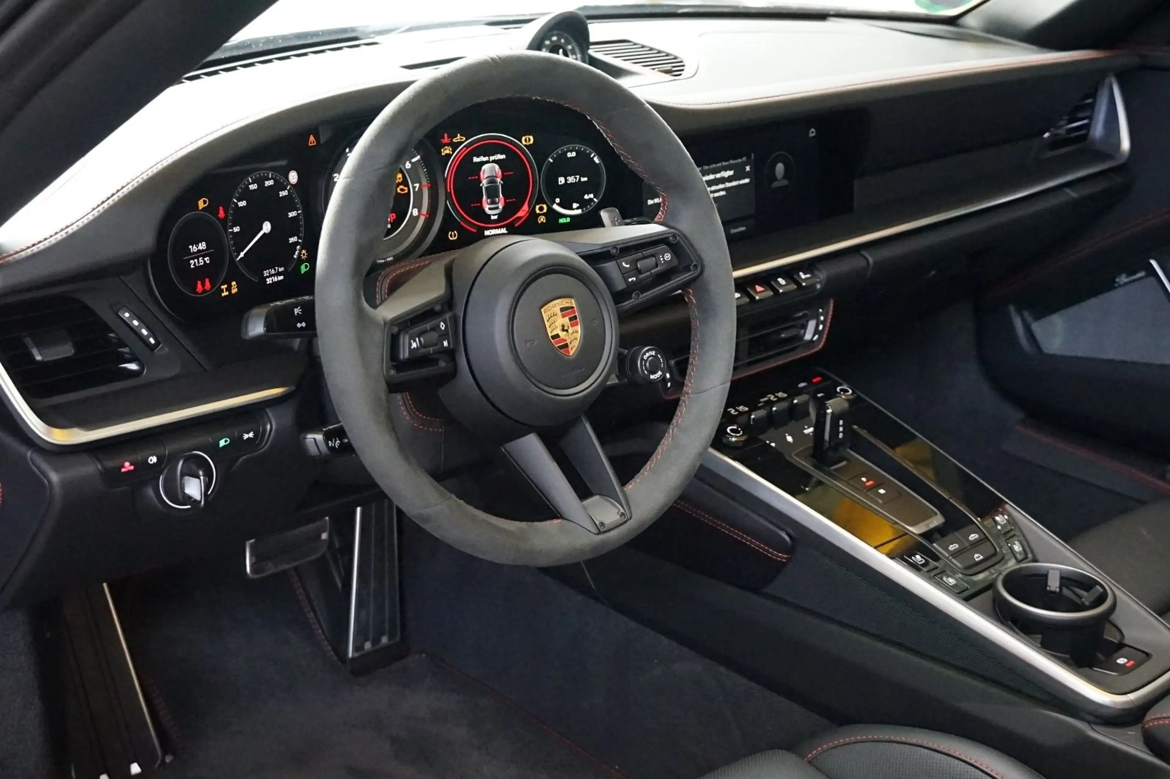 Porsche 992 911 Turbo S Cabriolet/LIFT/Burmester/Approved — photo 13