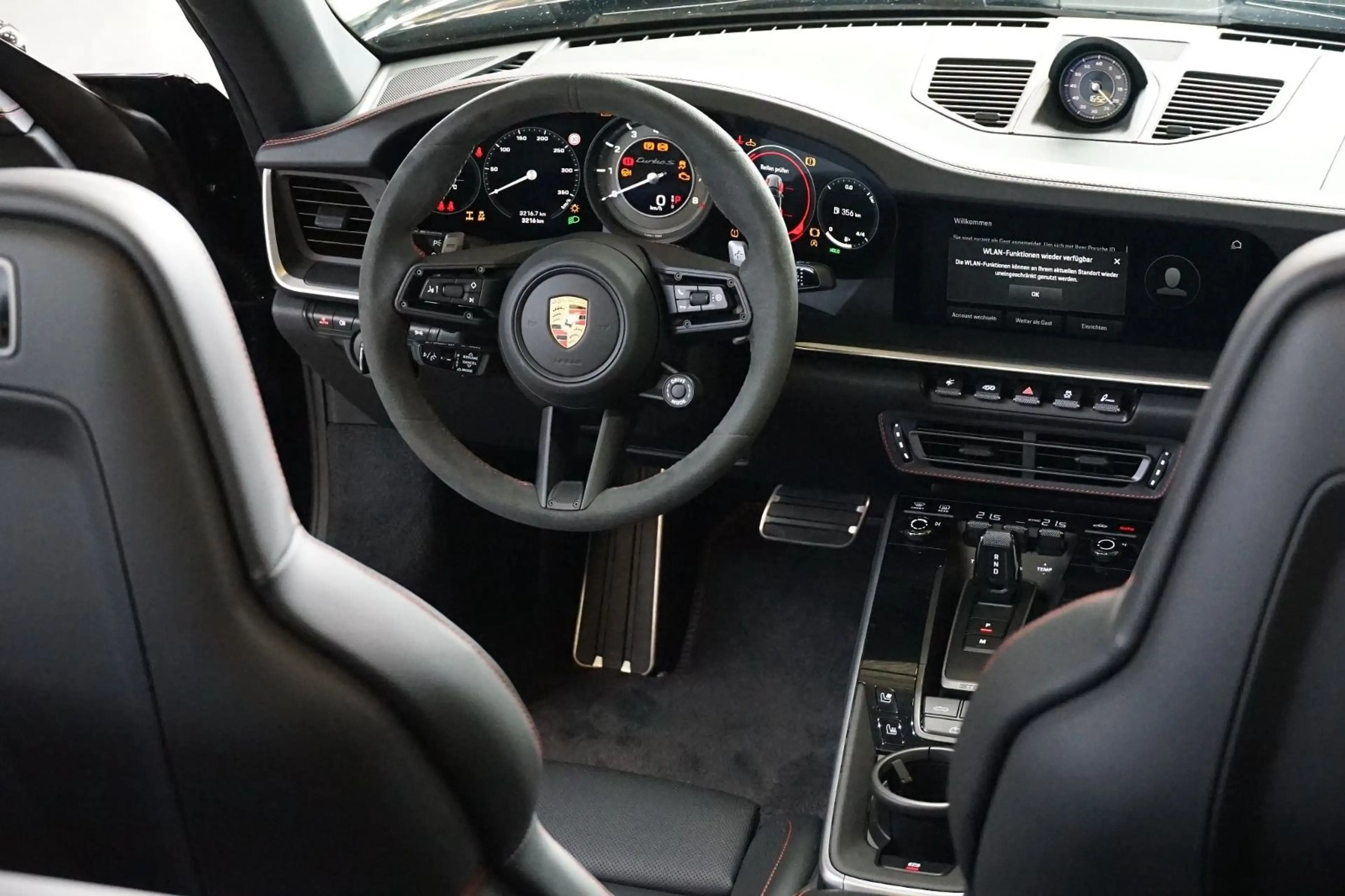 Porsche 992 911 Turbo S Cabriolet/LIFT/Burmester/Approved — photo 14