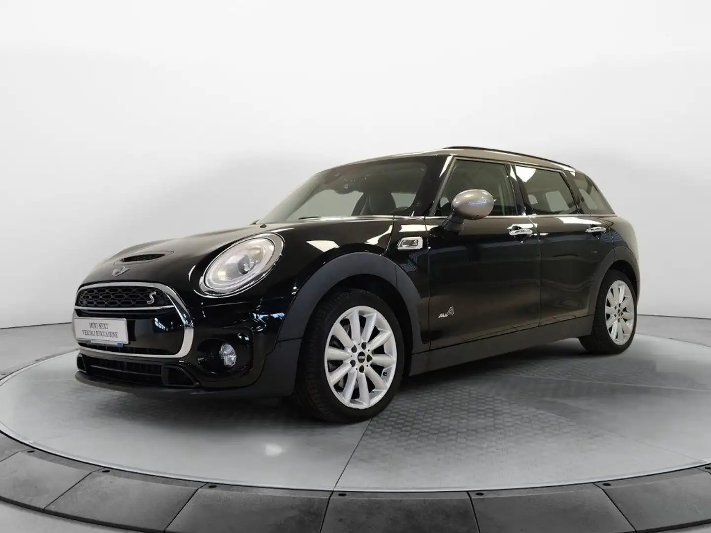 MINI Cooper SD Clubman ALL4 Hype Negro - 1