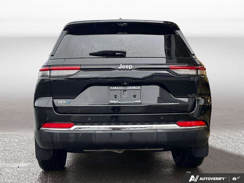 used 2023 Jeep Grand Cherokee car, priced at $47,888