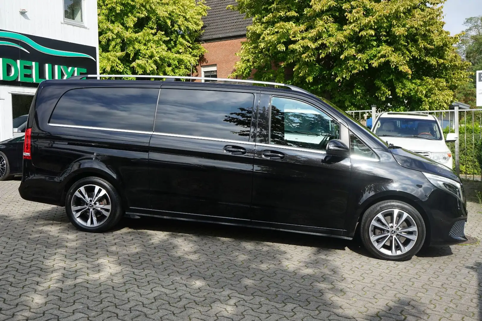 Mercedes-Benz V 250 EXTRALANG*AVANTGARDE*8SITZ*2xKLIMA*COMAND* Schwarz - 2