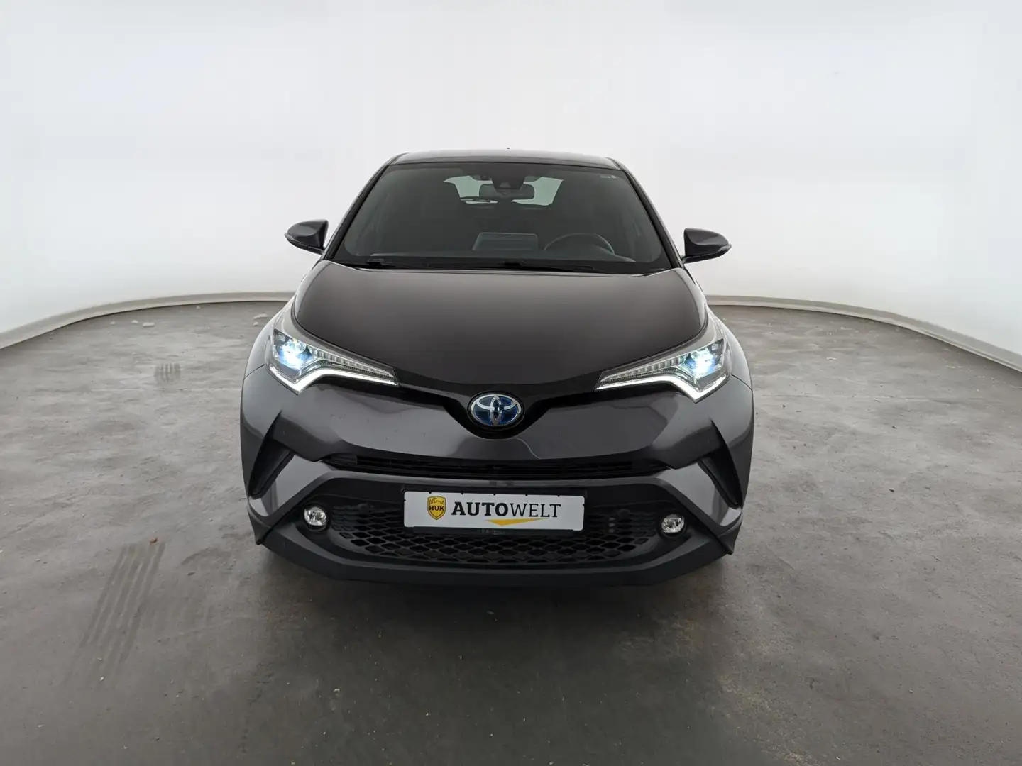 Toyota C-HR C-HR 1.8 Hybrid Team D LED+NAVI+STDHZG+RFK+SPUR+ Grey - 2