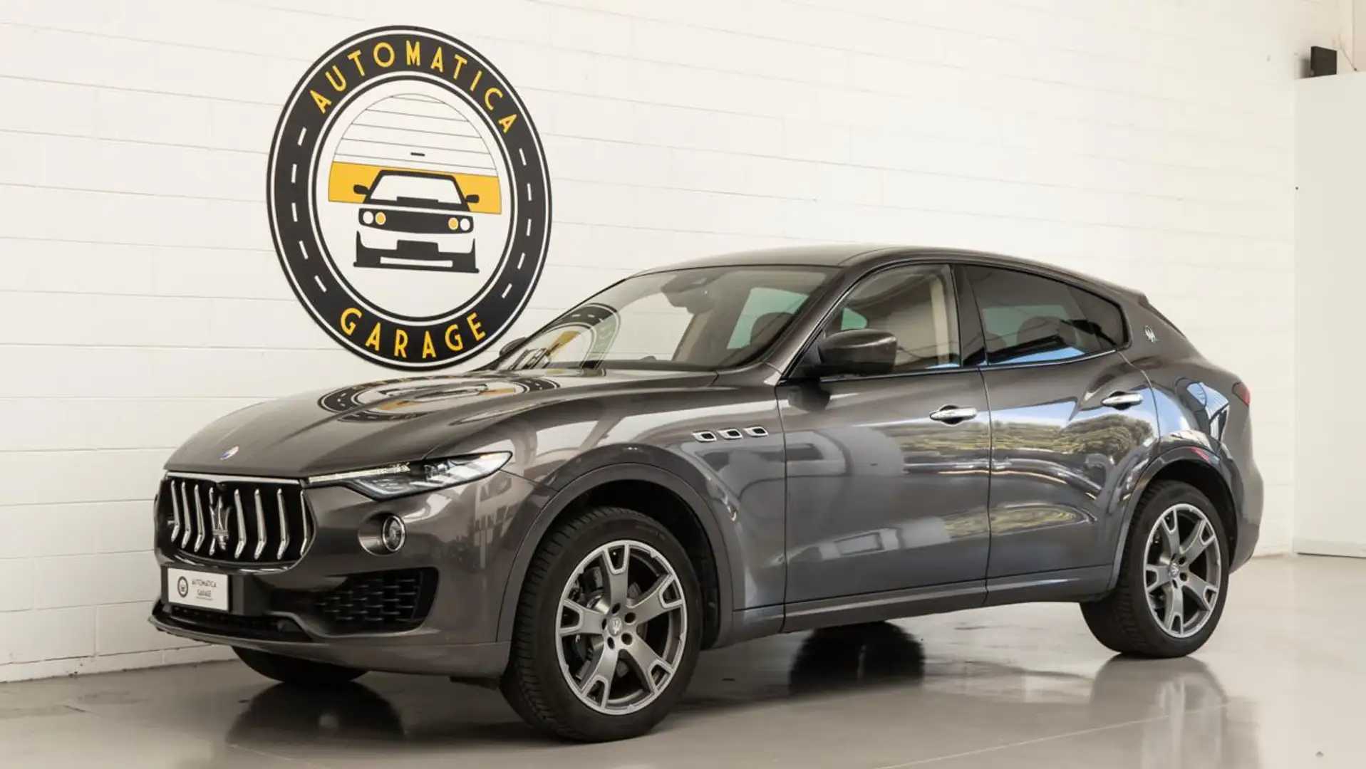 Maserati Levante V6 430 CV S AWD Gransport SERVICES PERFETTO Gris - 1