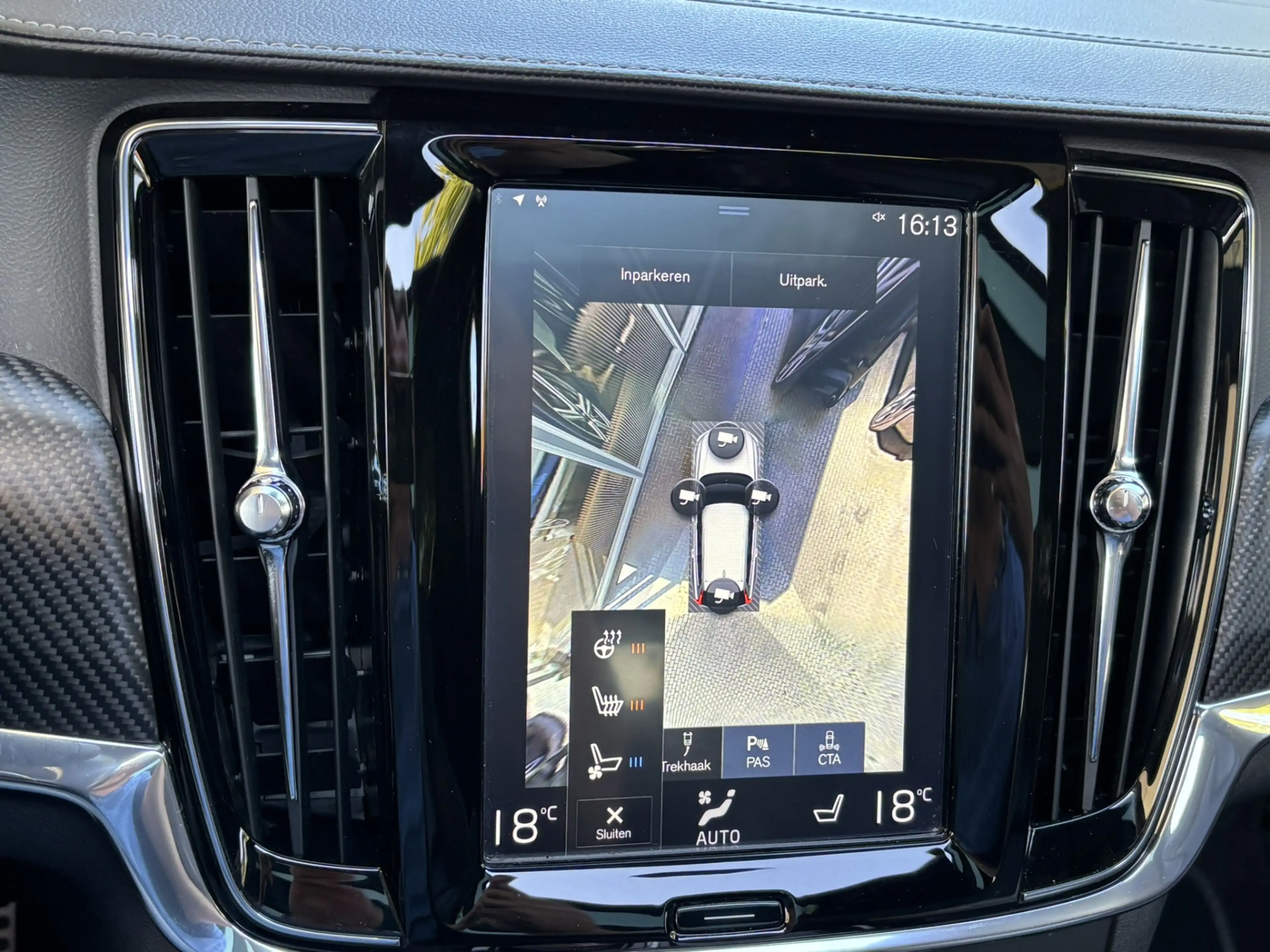Volvo V90 T8 AWD R-Design HeadUp MASSAGE Luchtvering 360 DAB — photo 8