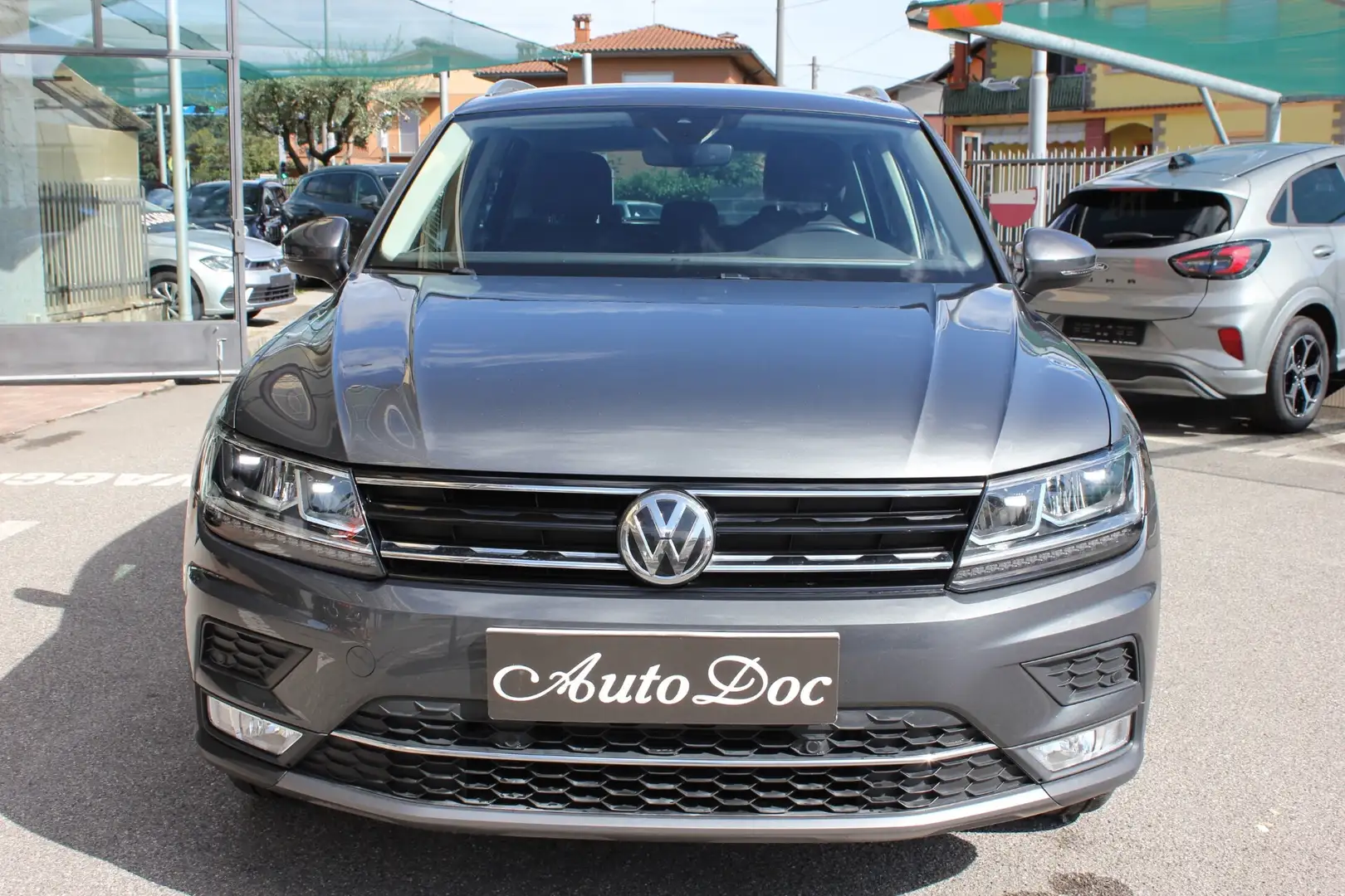 Volkswagen Tiguan Tiguan 1.4 TSI 150 CV DSG EXECUTIVE ACTIVE DISPLAY Grigio - 2