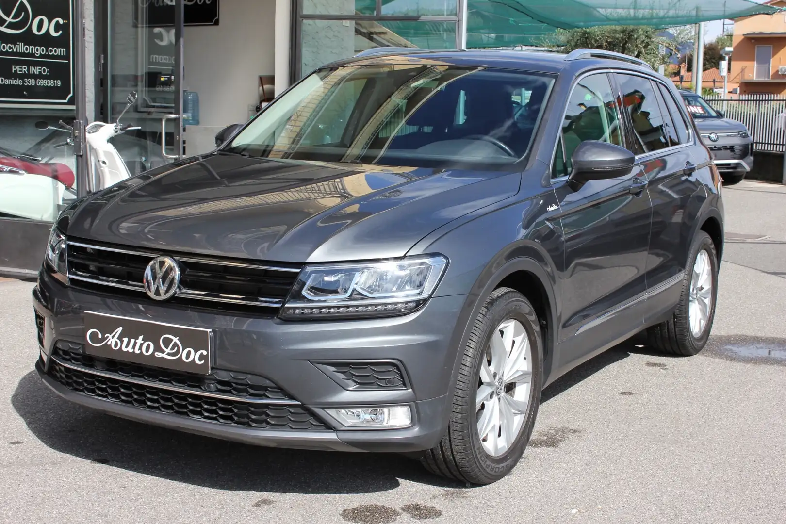 Volkswagen Tiguan Tiguan 1.4 TSI 150 CV DSG EXECUTIVE ACTIVE DISPLAY Grigio - 1