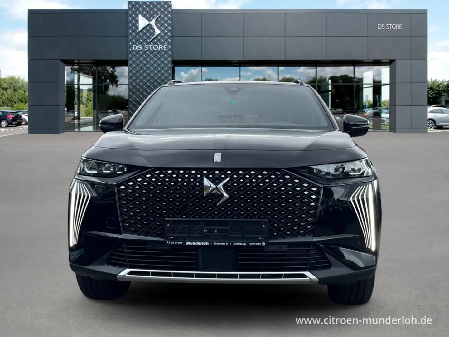 DS Automobiles DS 7 E-Tense 300 Rivoli 4x4 Hybrid Digitales Cockpit Fo Schwarz - 2