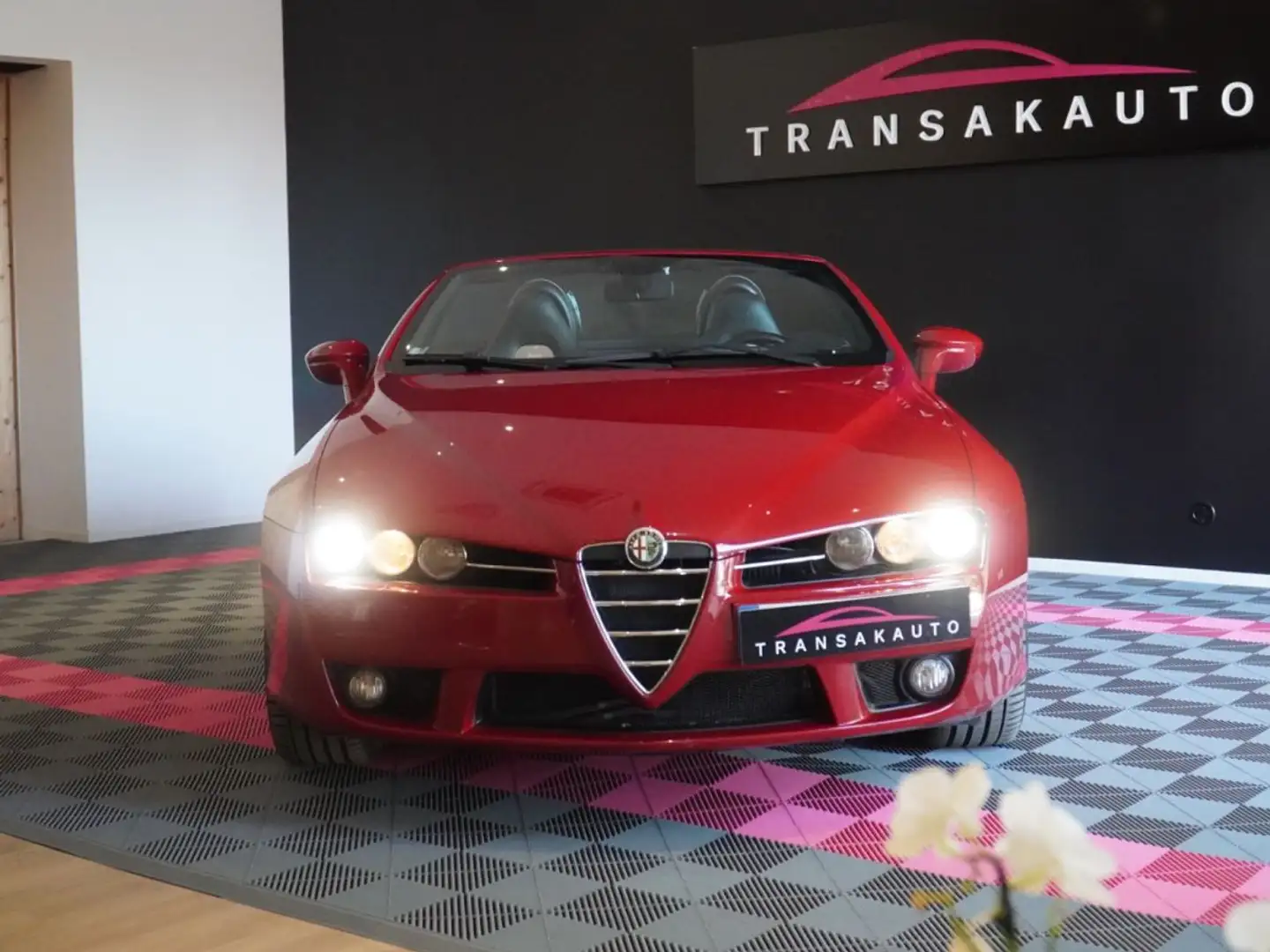 Alfa Romeo Spider 2.4 JTDm 210 Rood - 2