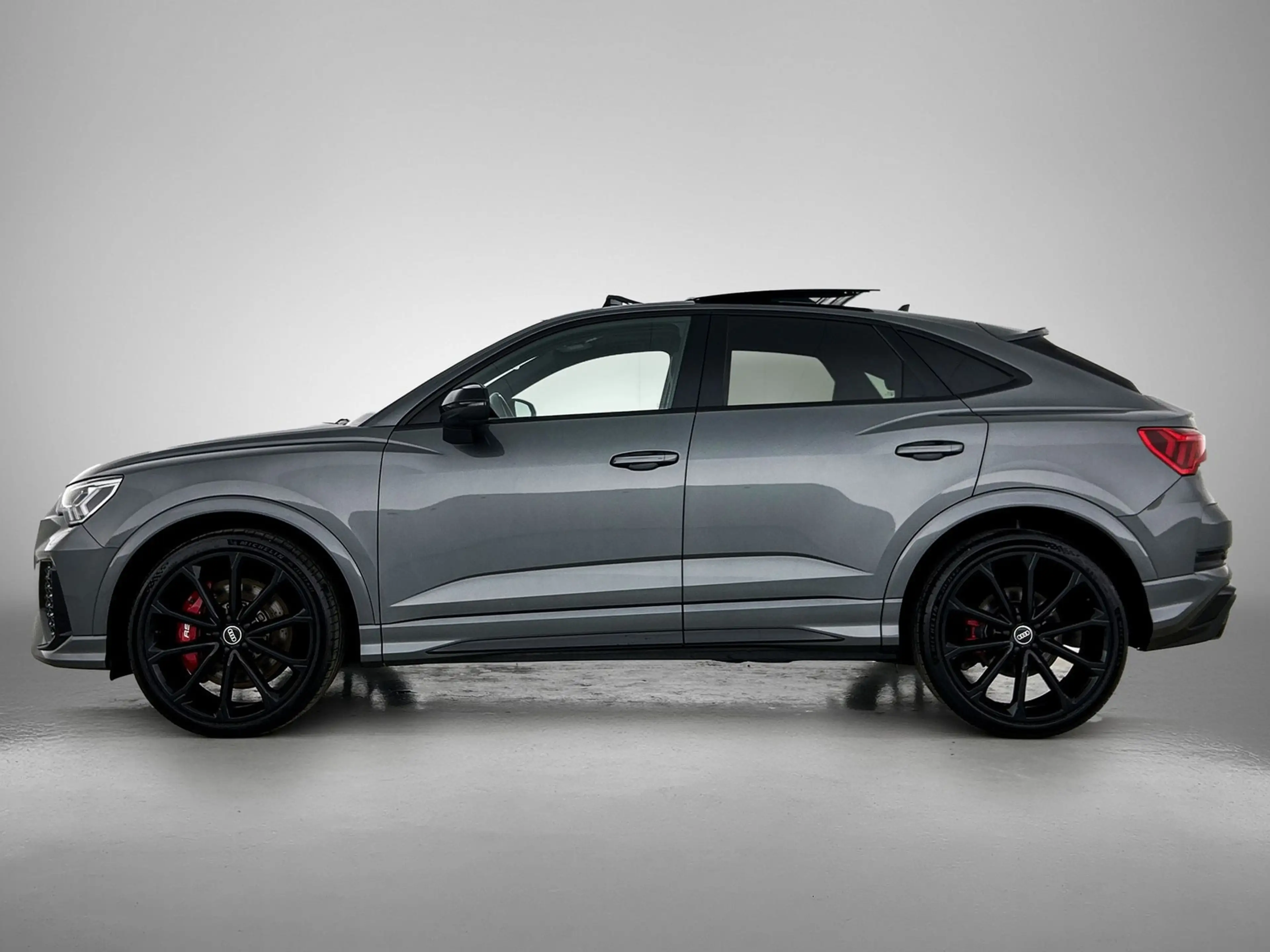 Audi RS Q3 Sportback TFSI | Trekhaak | Panoramadak | — photo 2