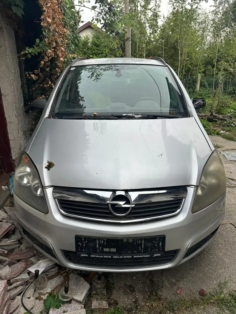 Opel Zafira 1.9 CDTI Edition - 1