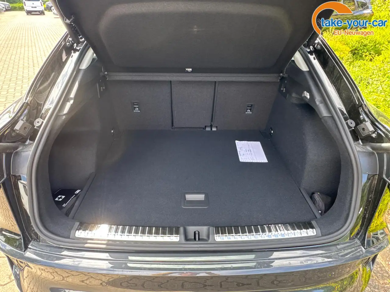 Audi Q3 Sportback MJ 2026+NAVI+KAMERA+AHK+PANO+PDC+EL. ... 6