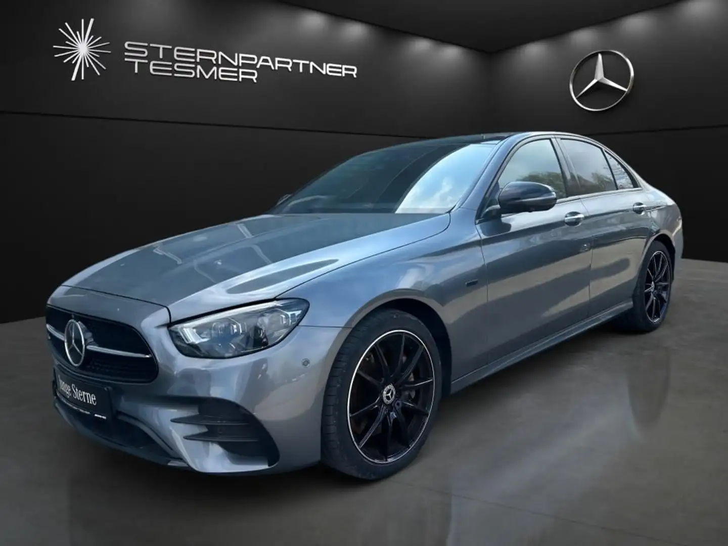Mercedes-Benz E 300 AMG Night+MBEAM+BURM.+MEMORY+PANO+AHK Grijs - 2