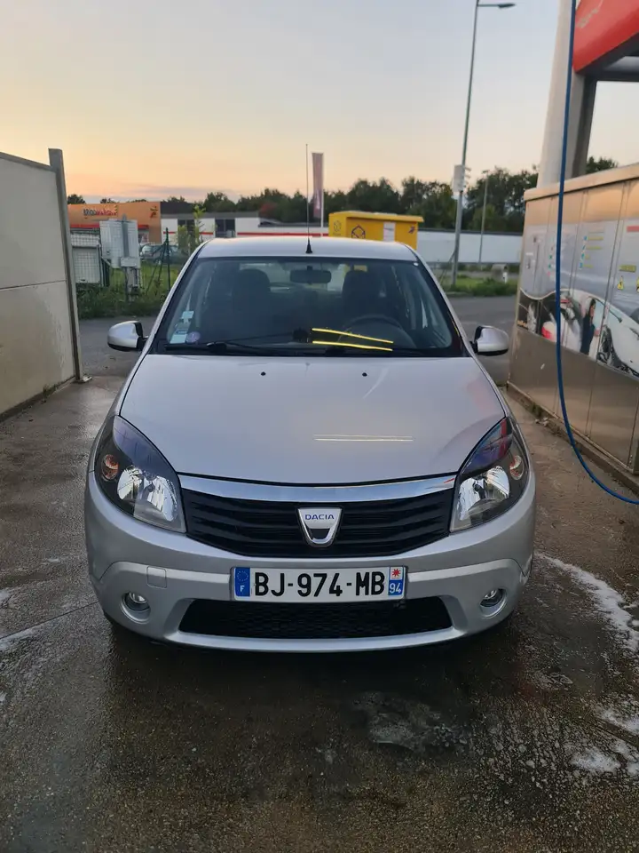 Dacia Sandero 1.2 16V 75 eco2 Blackline