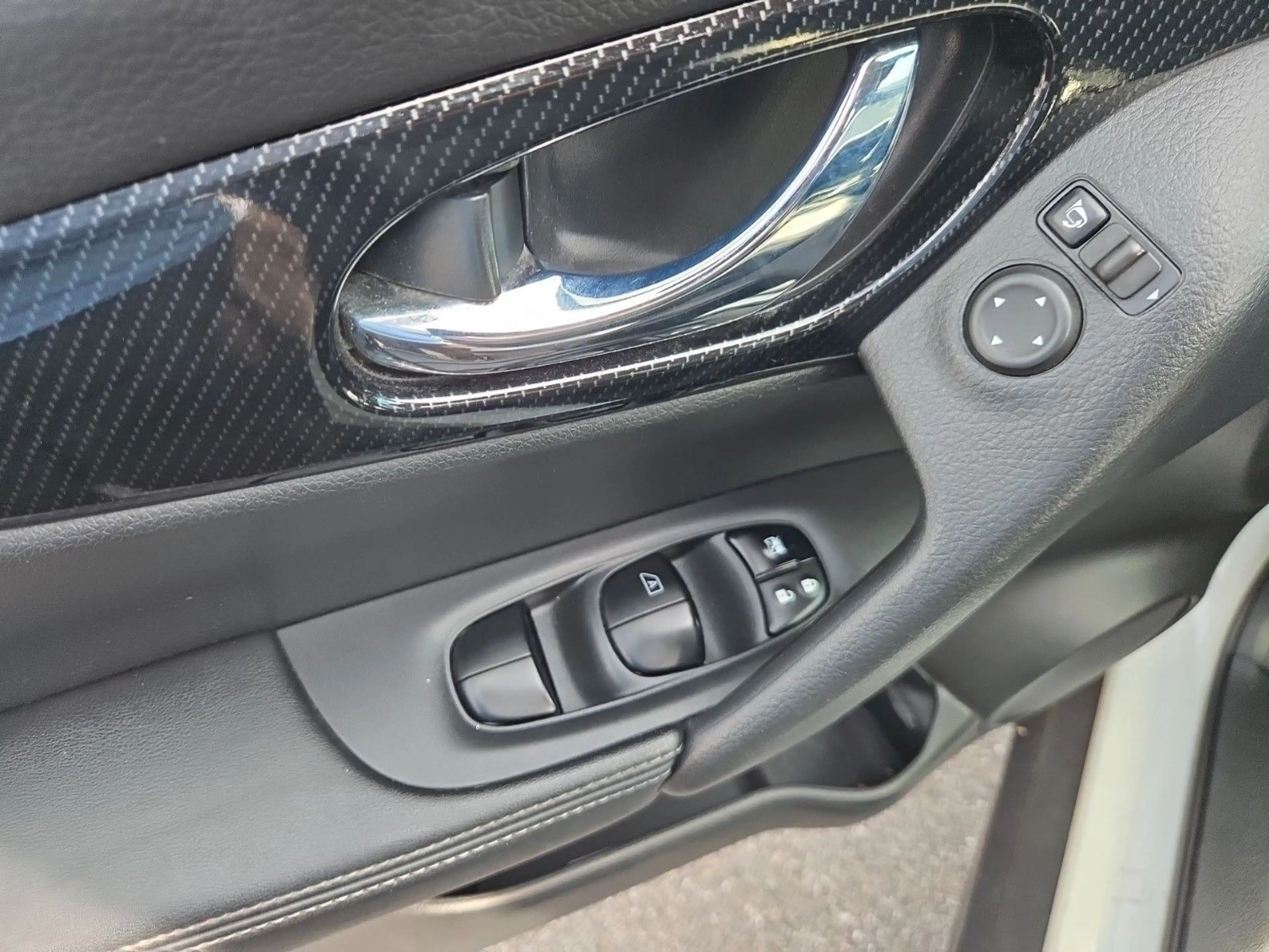 Nissan X-Trail Tekna 2.0 Diesel 4x4 177PS MT 7-Sitzer — photo 15