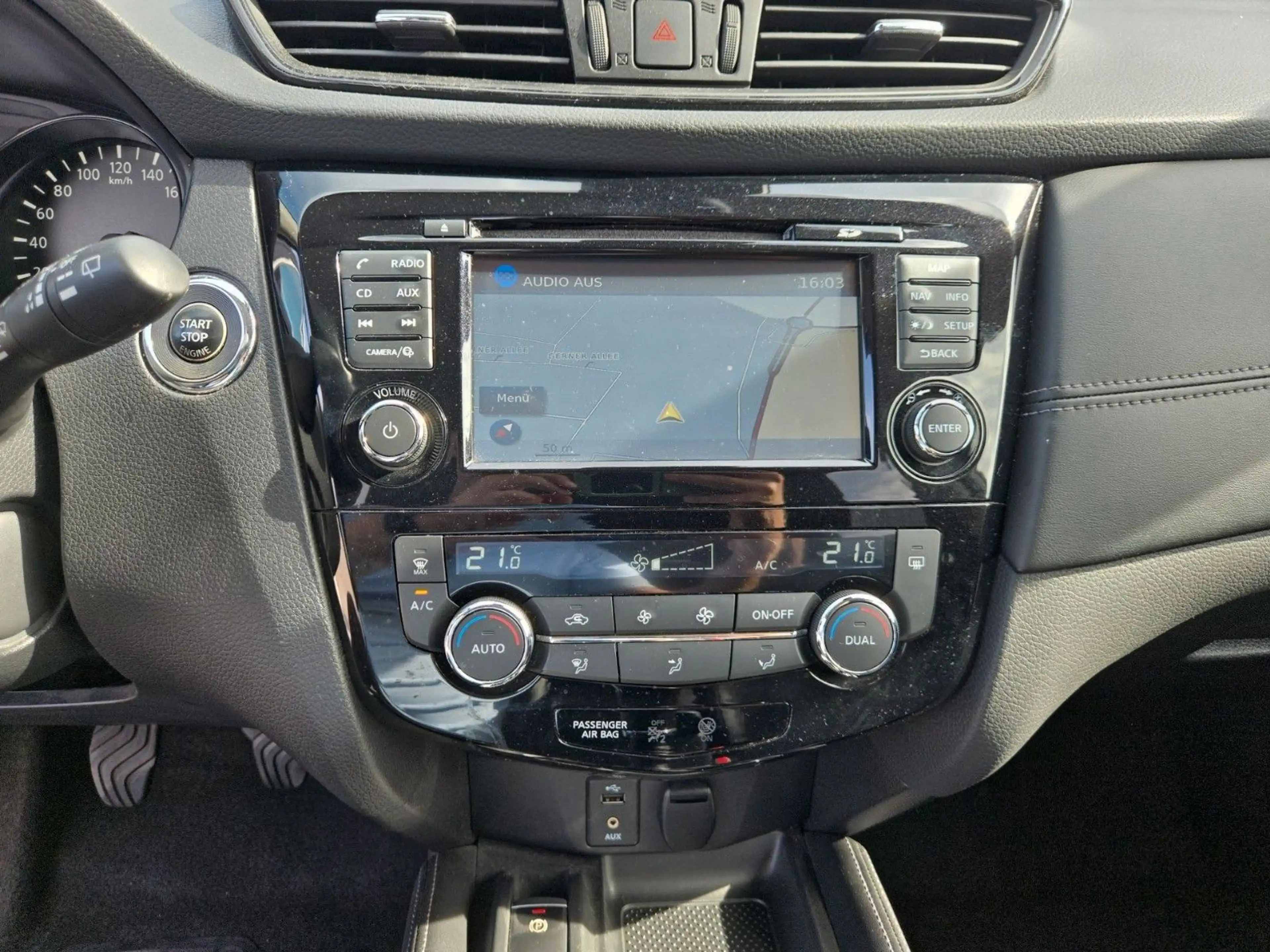 Nissan X-Trail Tekna 2.0 Diesel 4x4 177PS MT 7-Sitzer — photo 9