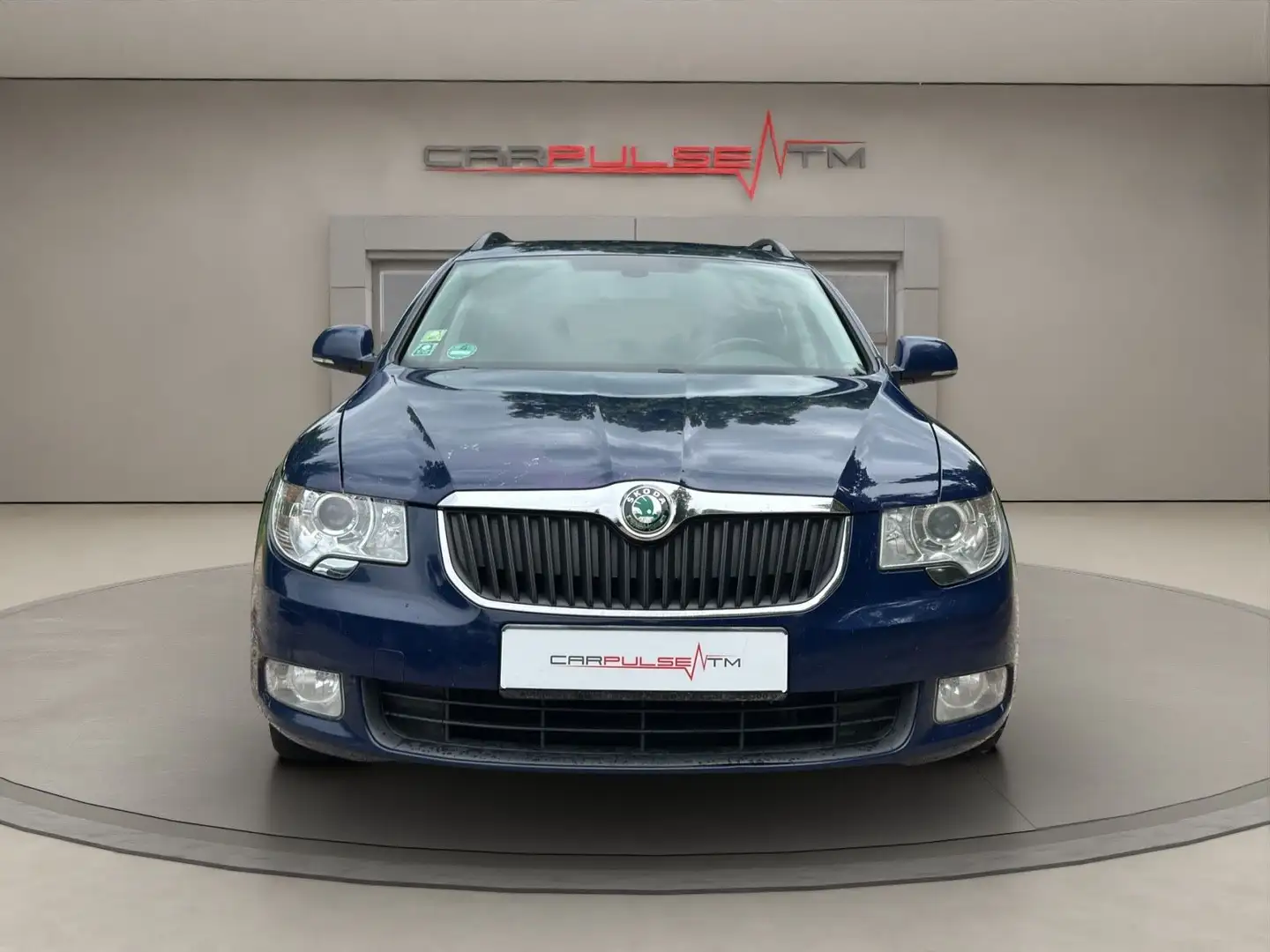 Skoda Superb Combi Comfort 4x4 2,0 TDI-TÜV Blau - 2