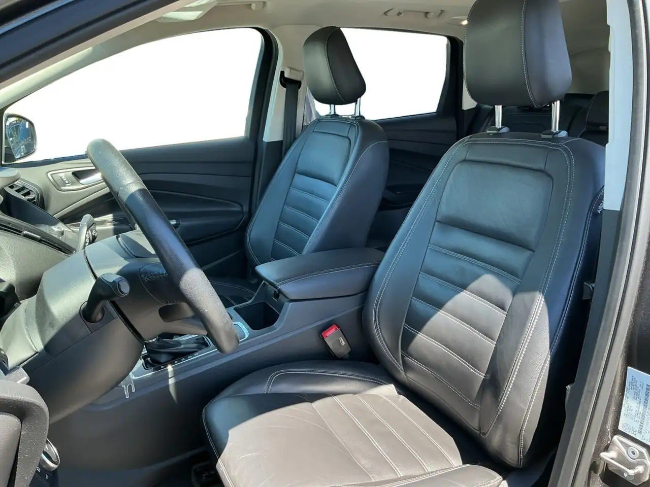 Ford Escape снимка Ford Escape