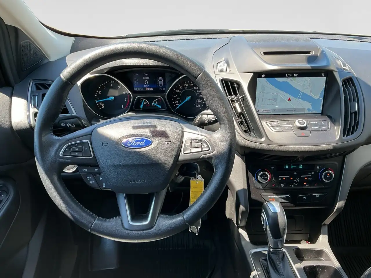 Ford Escape снимка Ford Escape