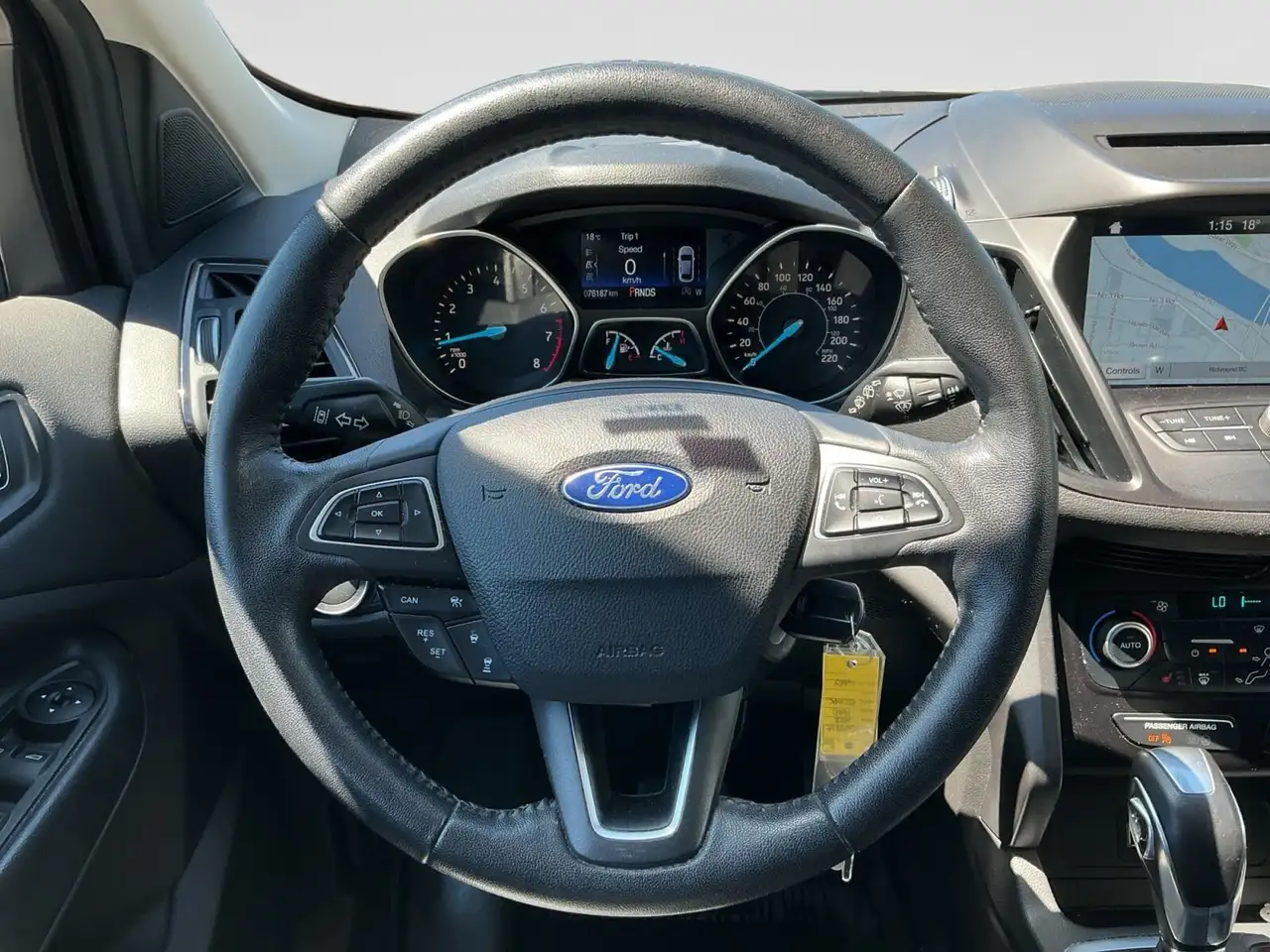 Ford Escape снимка Ford Escape