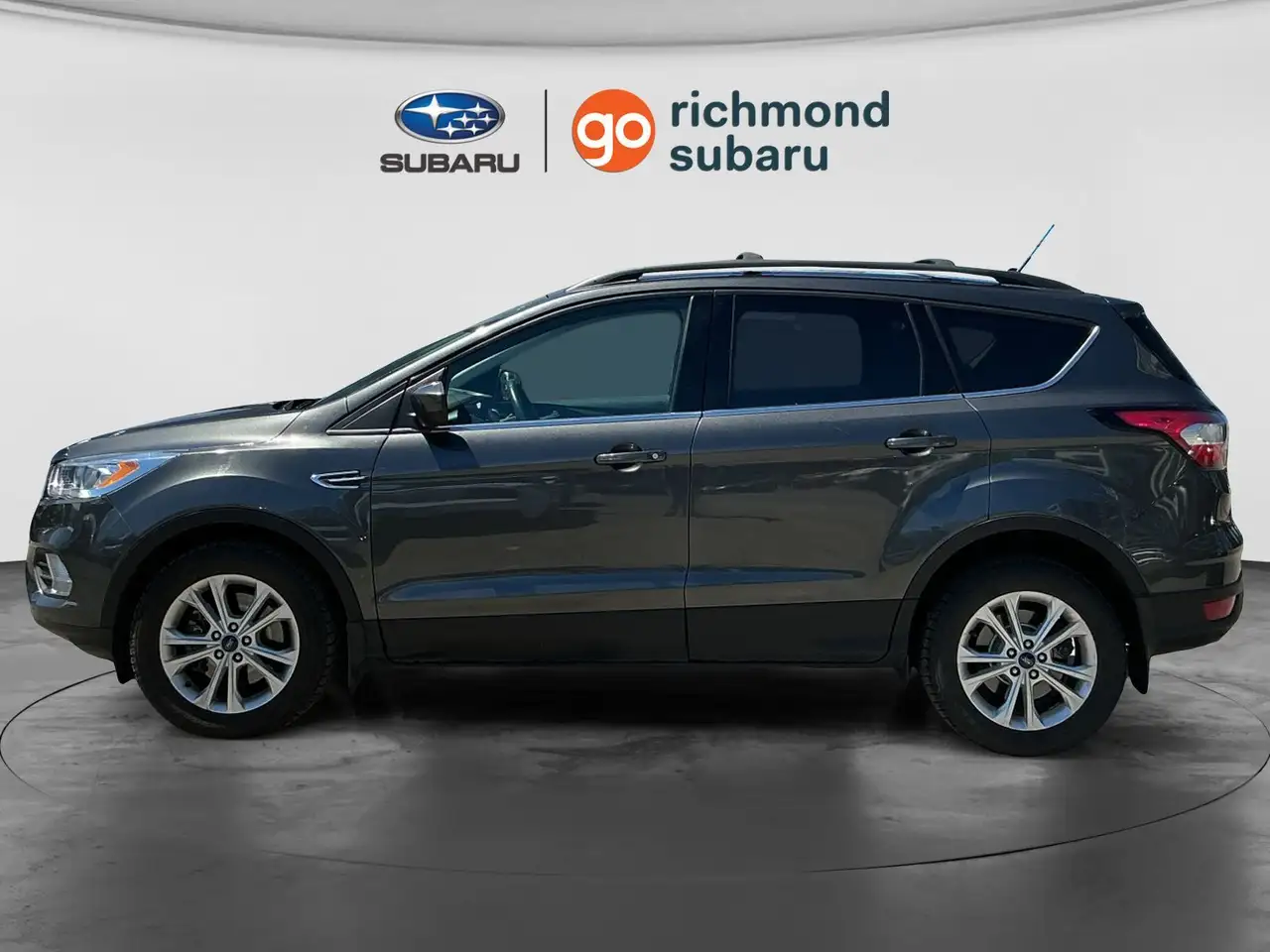 Ford Escape снимка Ford Escape
