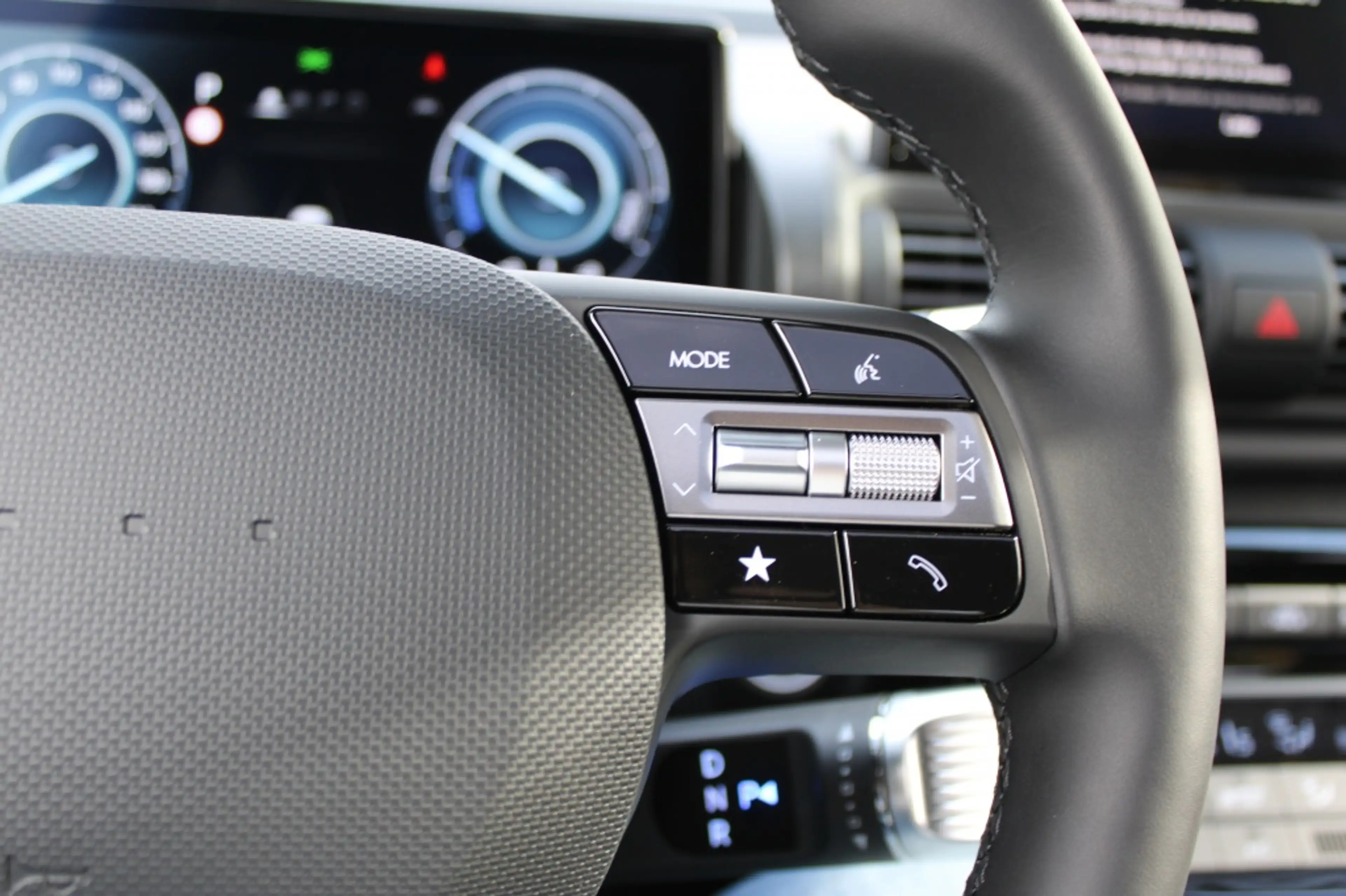 Hyundai Inster Pulse Advanced | 42 kWh | Inclusief € 2.000,- Voor — photo 12