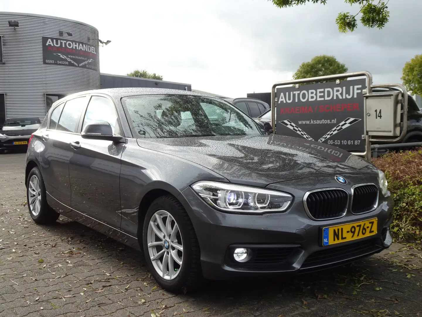BMW 118 1-serie 118i Centennial Executive Gris - 1