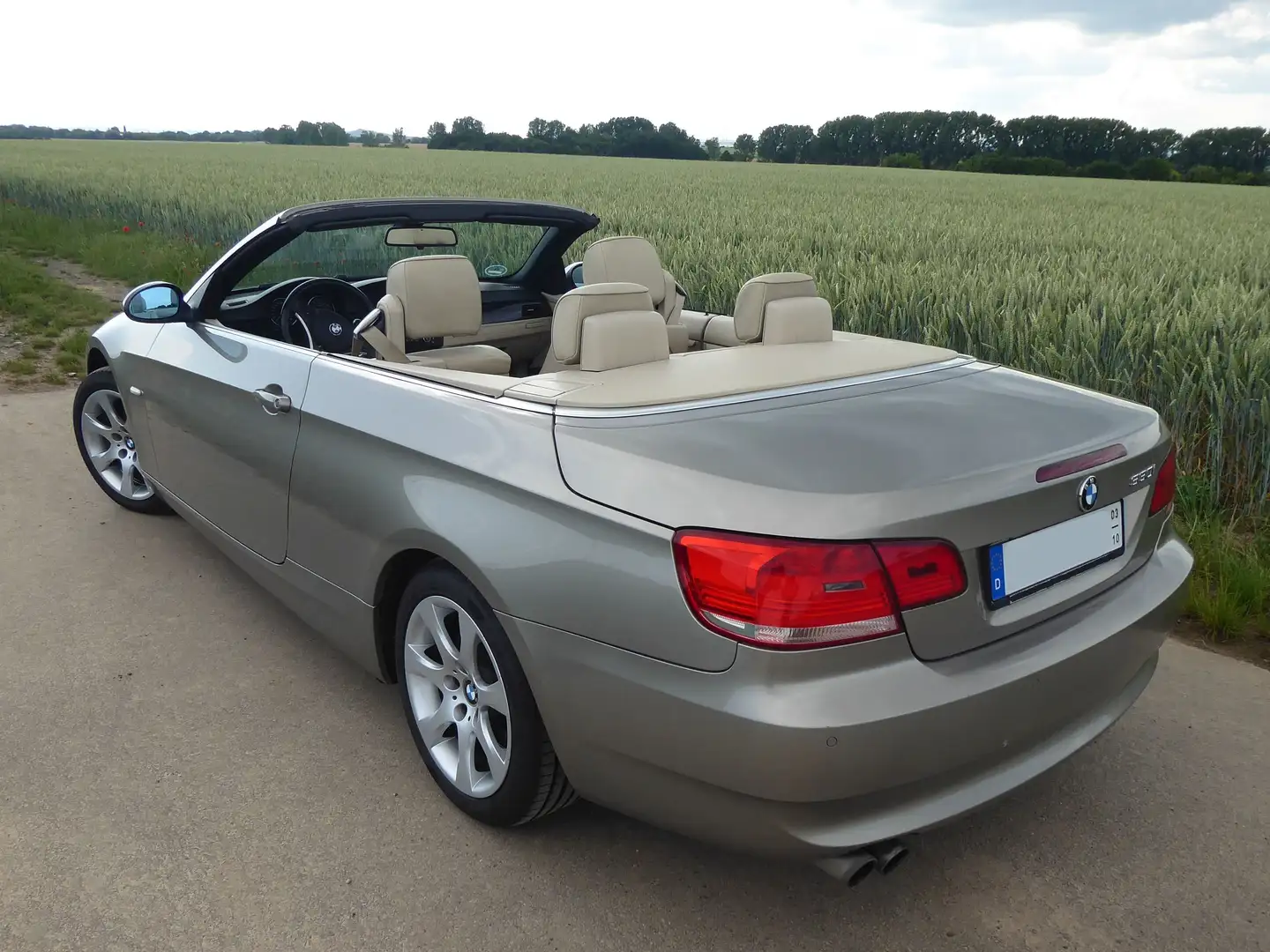 BMW 330 330i Cabrio Beige - 2