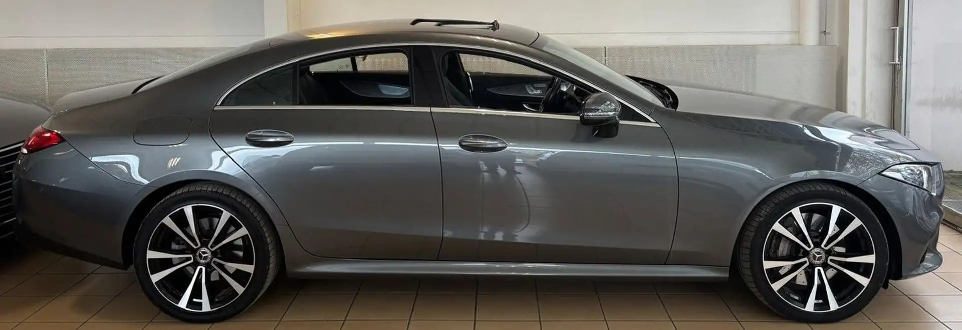 Mercedes-Benz CLS 350 d 4Matic Widescreen Burmester Kamera ACC Virtual Grau - 2