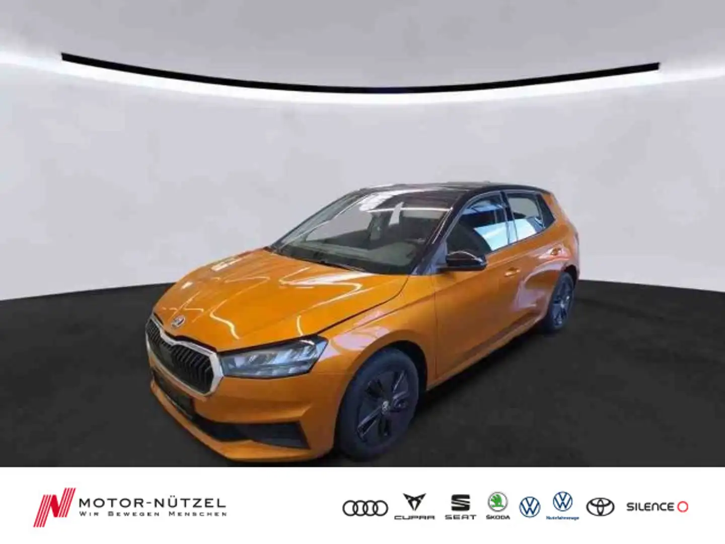 Skoda Fabia 1.0TSI AMBITION LED+APP+BT+GRA+SHZ+PDC+MFL Orange - 1