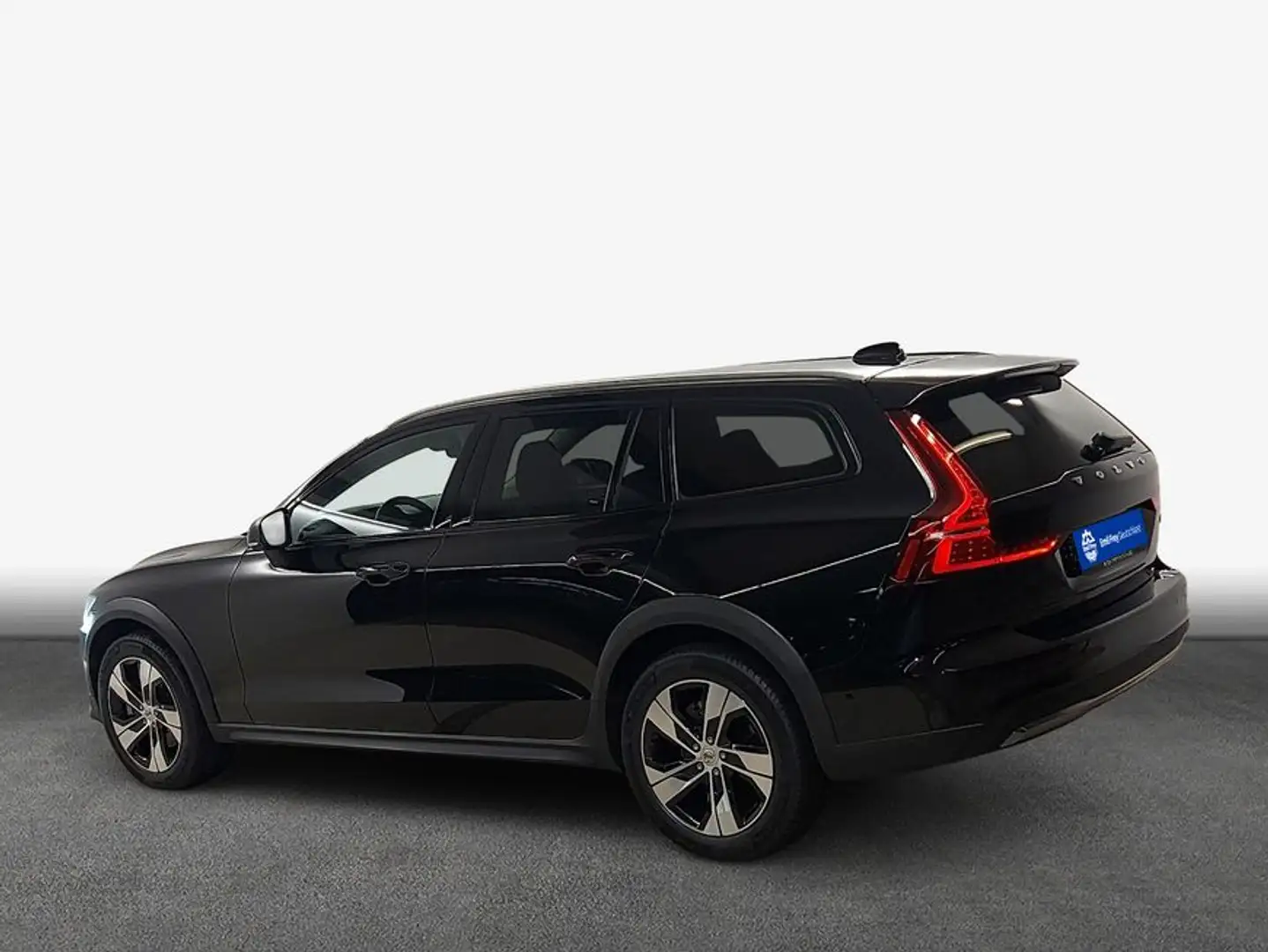 Volvo V60 Cross Country V60 Cross Country B4 D AWD Plus Schwarz - 2