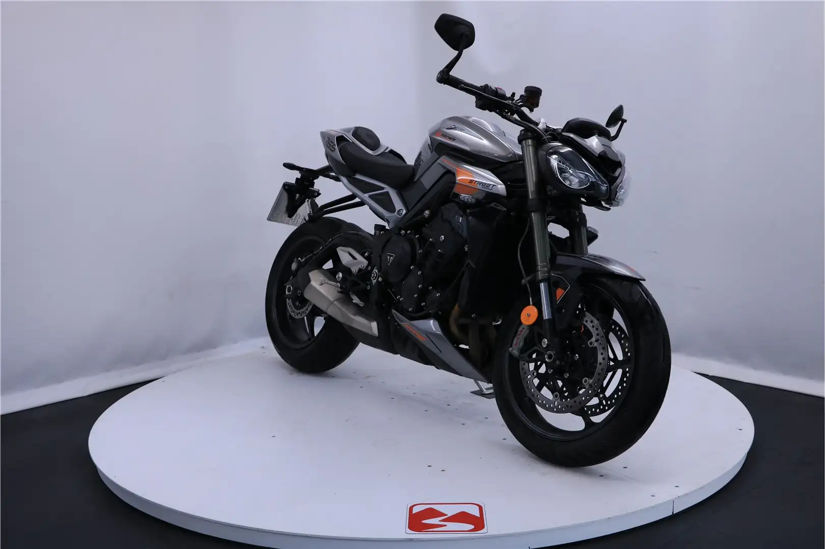 Triumph Street Triple RS - 1